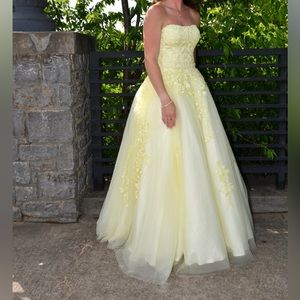 Jovani Yellow Prom Dress
